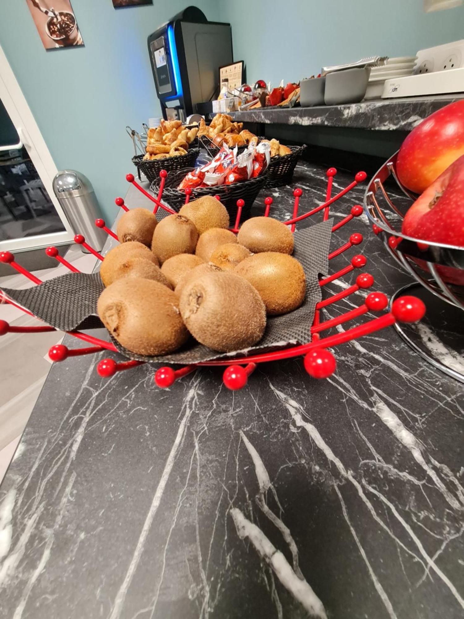 Logis Hotel Atrium Epinal Golbey Chavelot Zewnętrze zdjęcie
