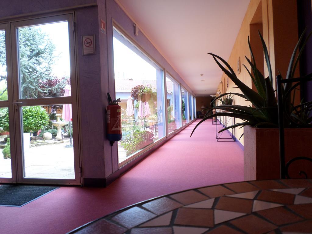 Logis Hotel Atrium Epinal Golbey Chavelot Zewnętrze zdjęcie
